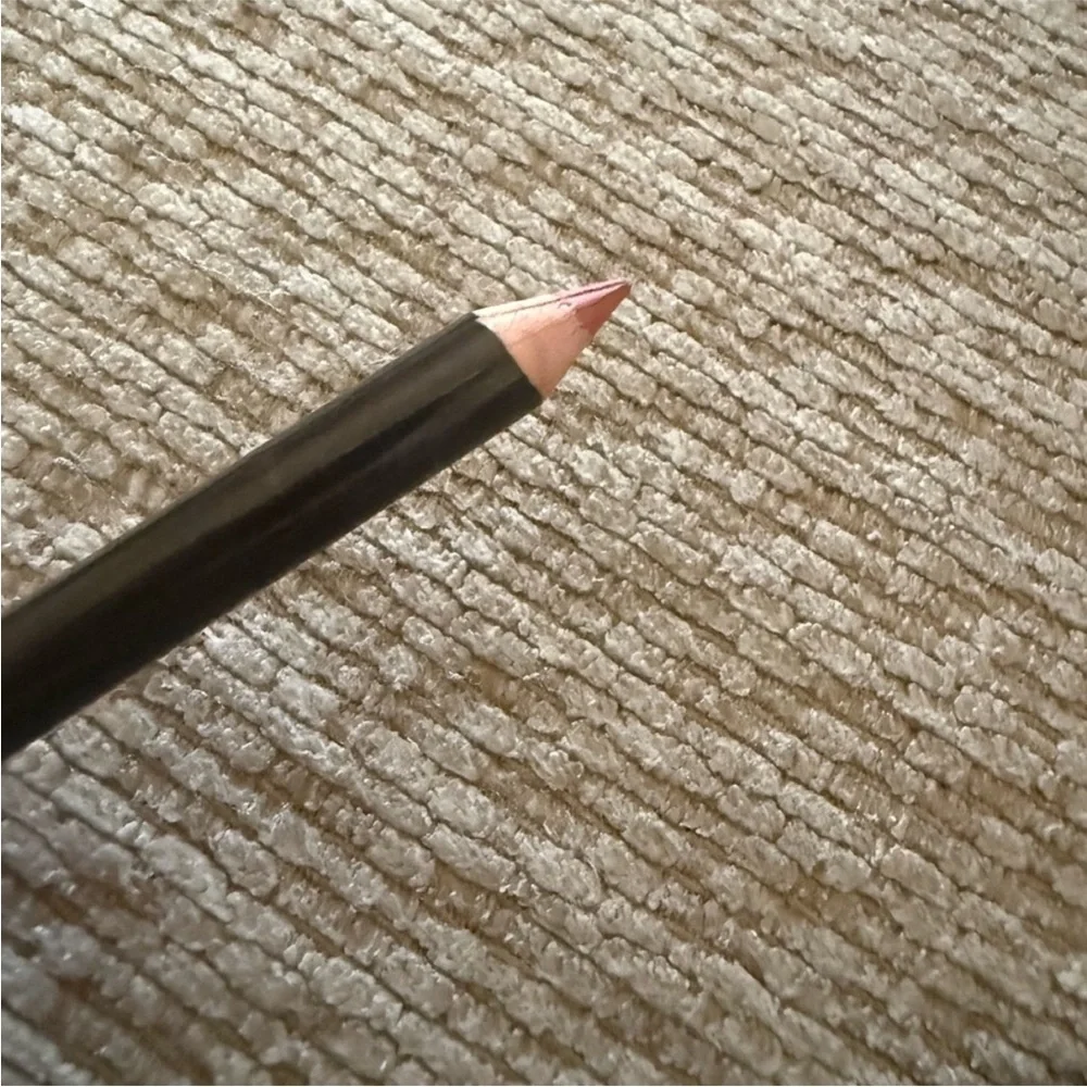 Laura Mercier Lip Pencil In Color baby Lips